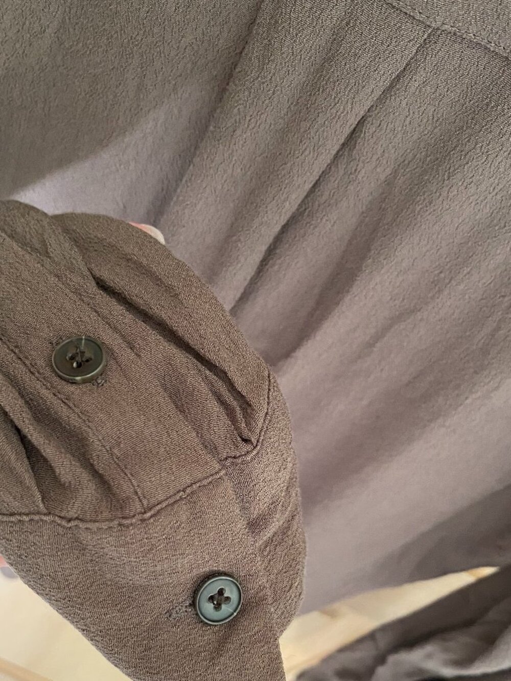 Buttoned blouse - Picture 5 of 6